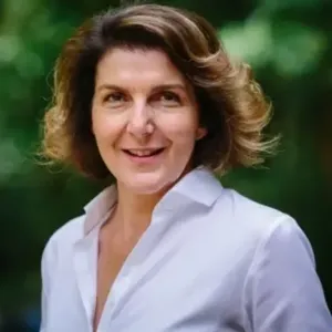 Marie-Claude Stoffel, vice-présidente de l'association De la Terre aux Étoiles Marie-Claude Stoffel, vice-présidente de l'association De la Terre aux Étoiles